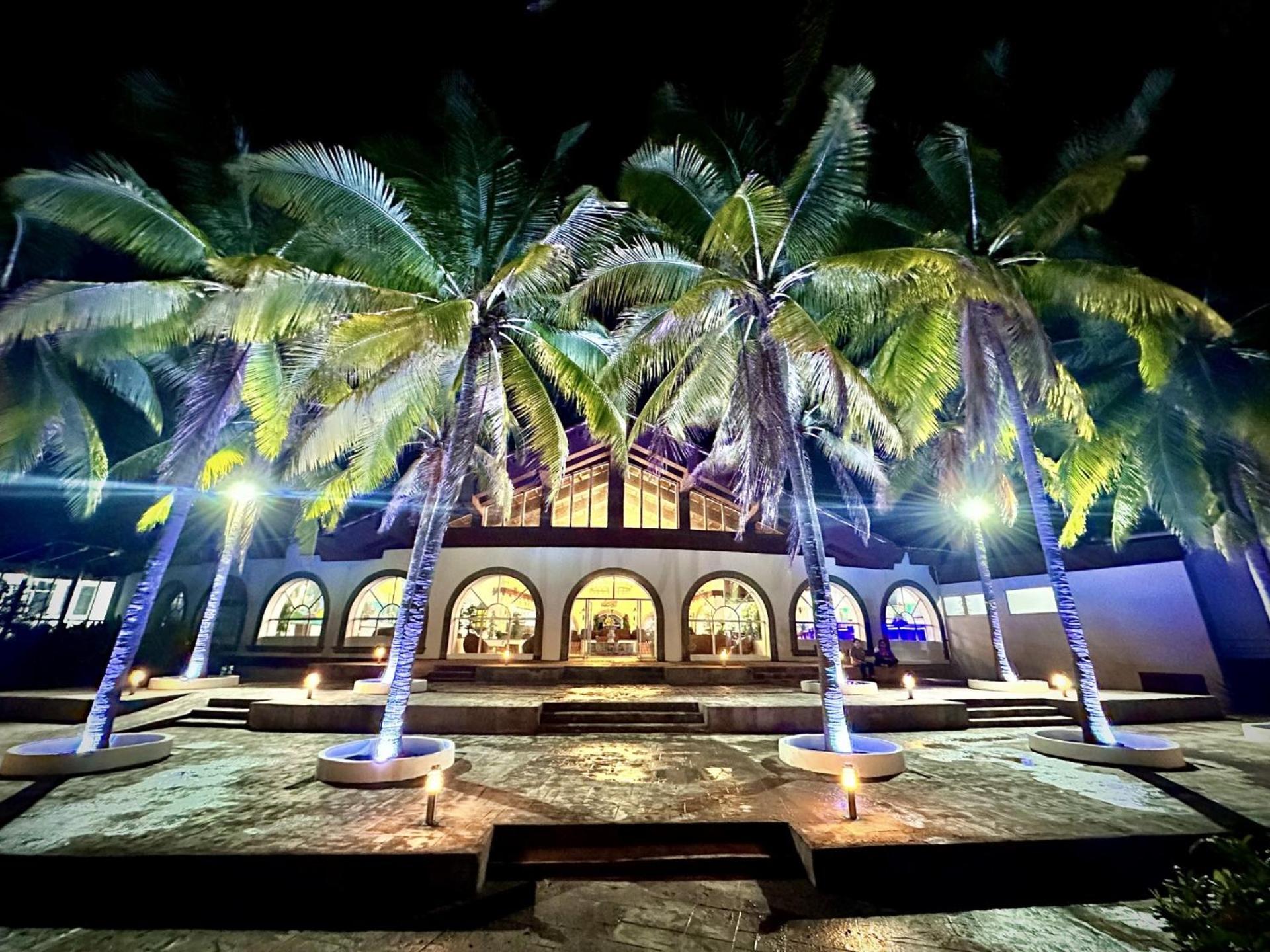 Hotel Tesoro Beach San Luis La Herradura Exterior foto